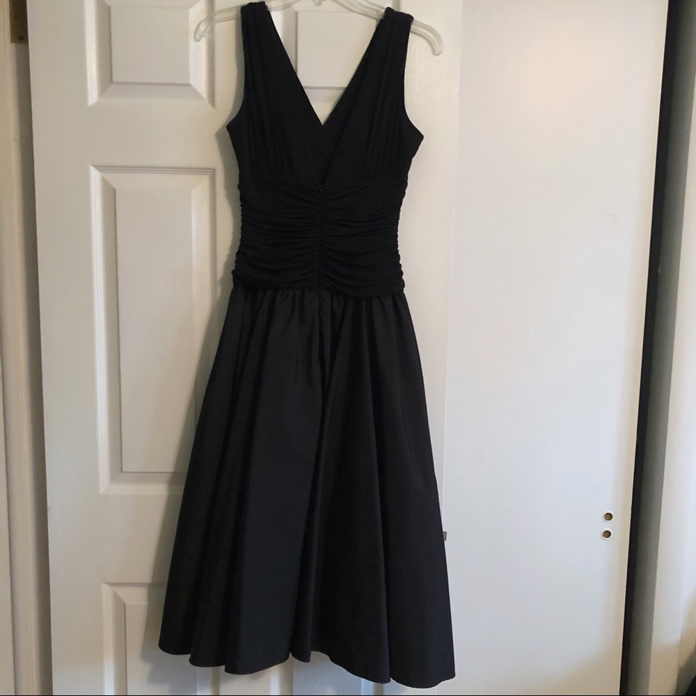 Nordstrom Black Dress 8 fits like a 6/8